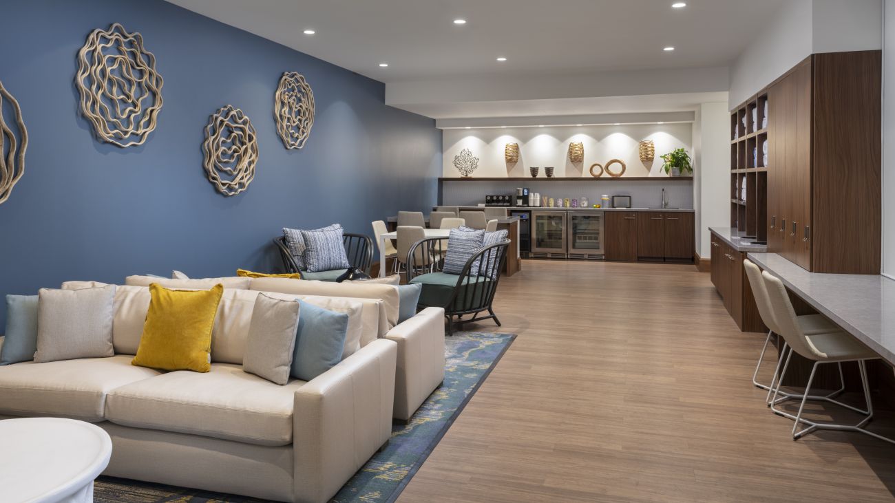 Owner's Lounge